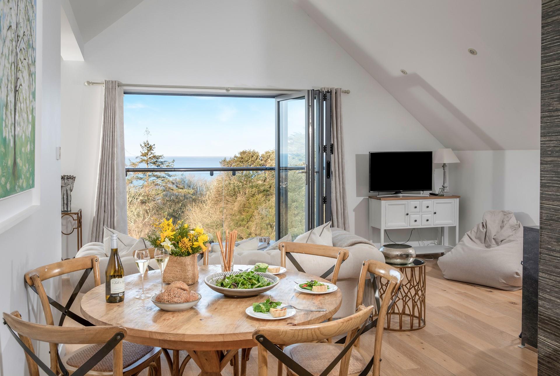 Enjoy a lazy lunch with a view!