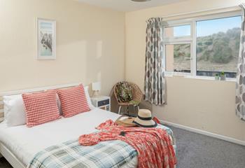 Wake up to beachside views in the morning.
