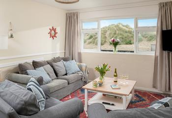 5 Sand Bay, Sleeps 4 + cot, Perranporth.