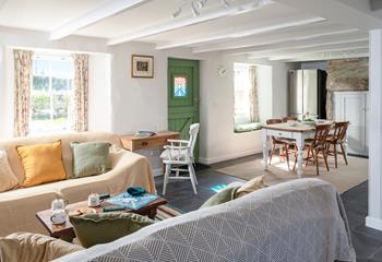 Open plan living is a delight in this cosy cottage.