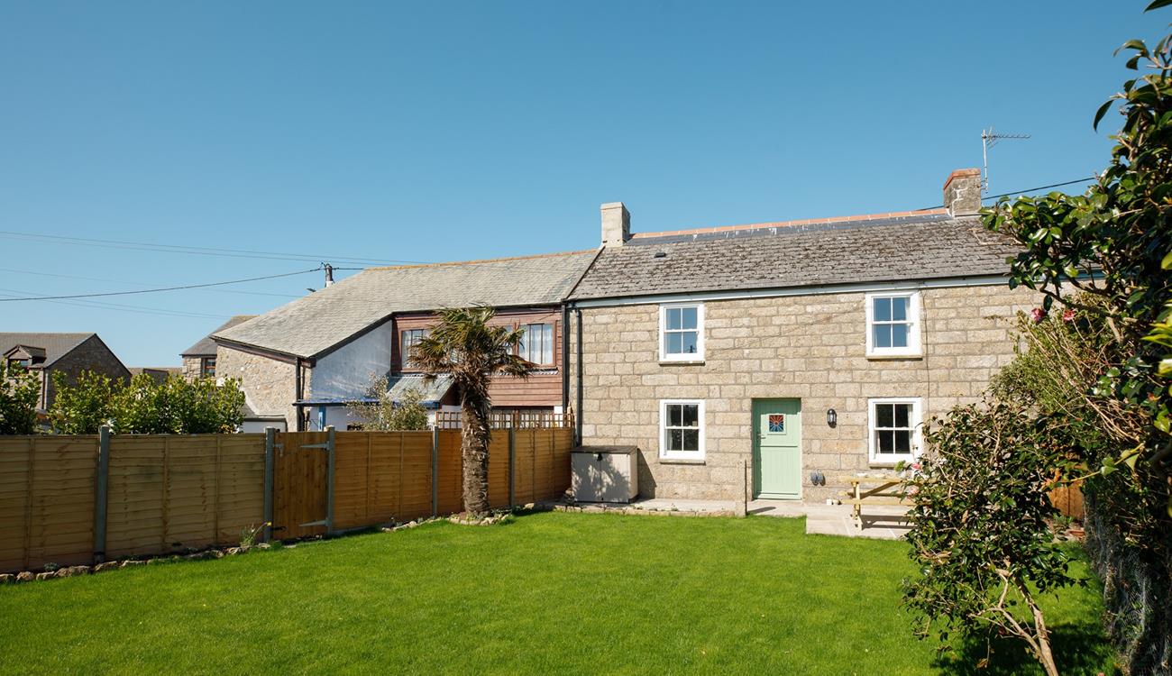 Enjoy long, lazy al fresco lunches in the summer.