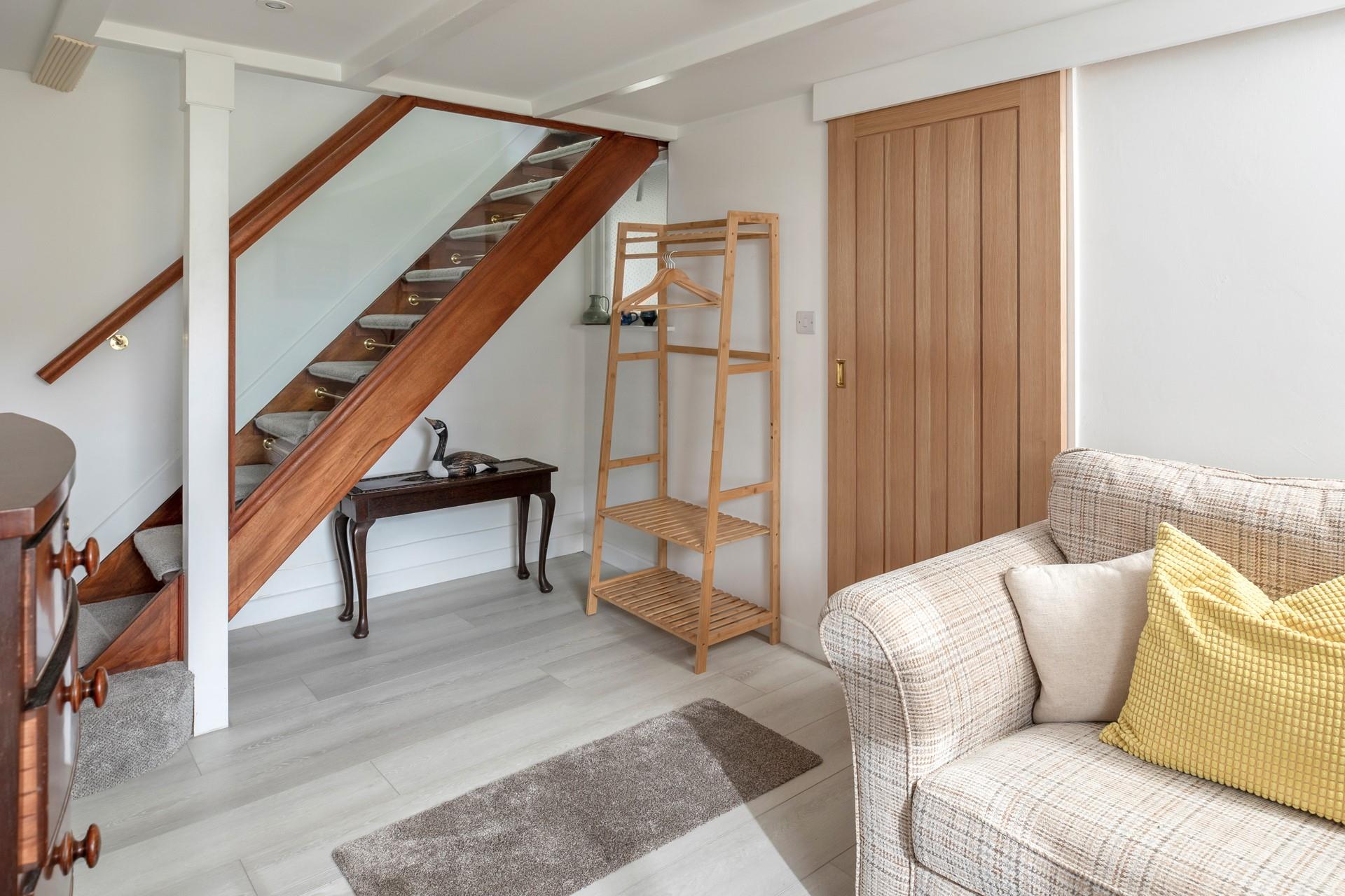 The Retreat is a cosy base to return to after exploring the village of Paul and nearby Mousehole.