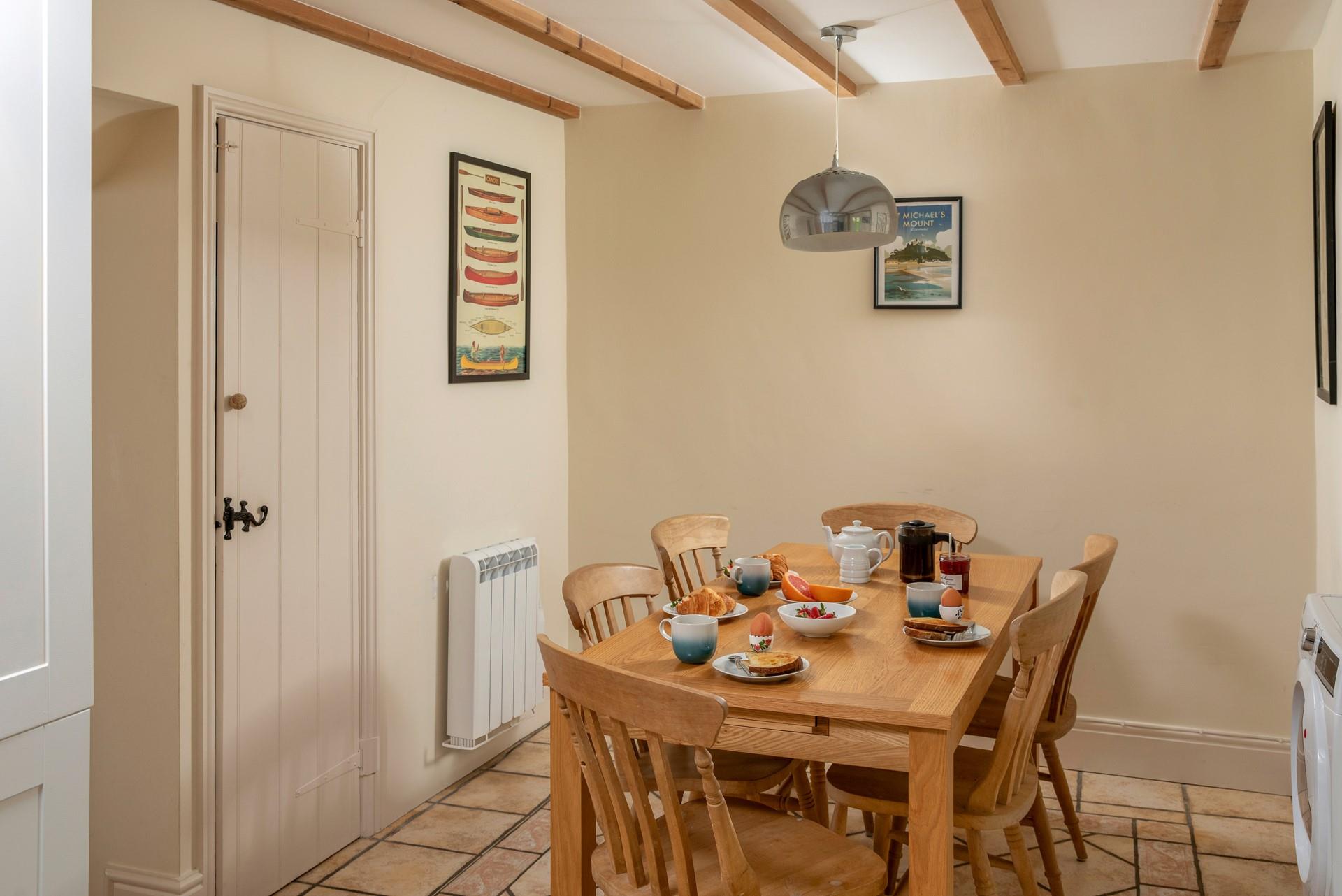 Start the day with a family breakfast.