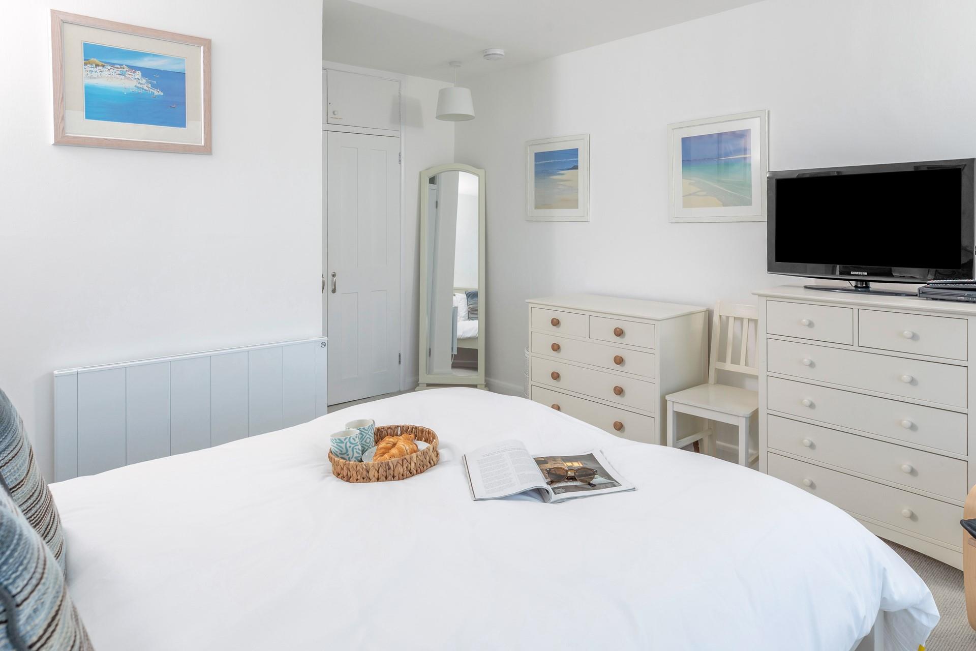 Wake up after a relaxing night's sleep.