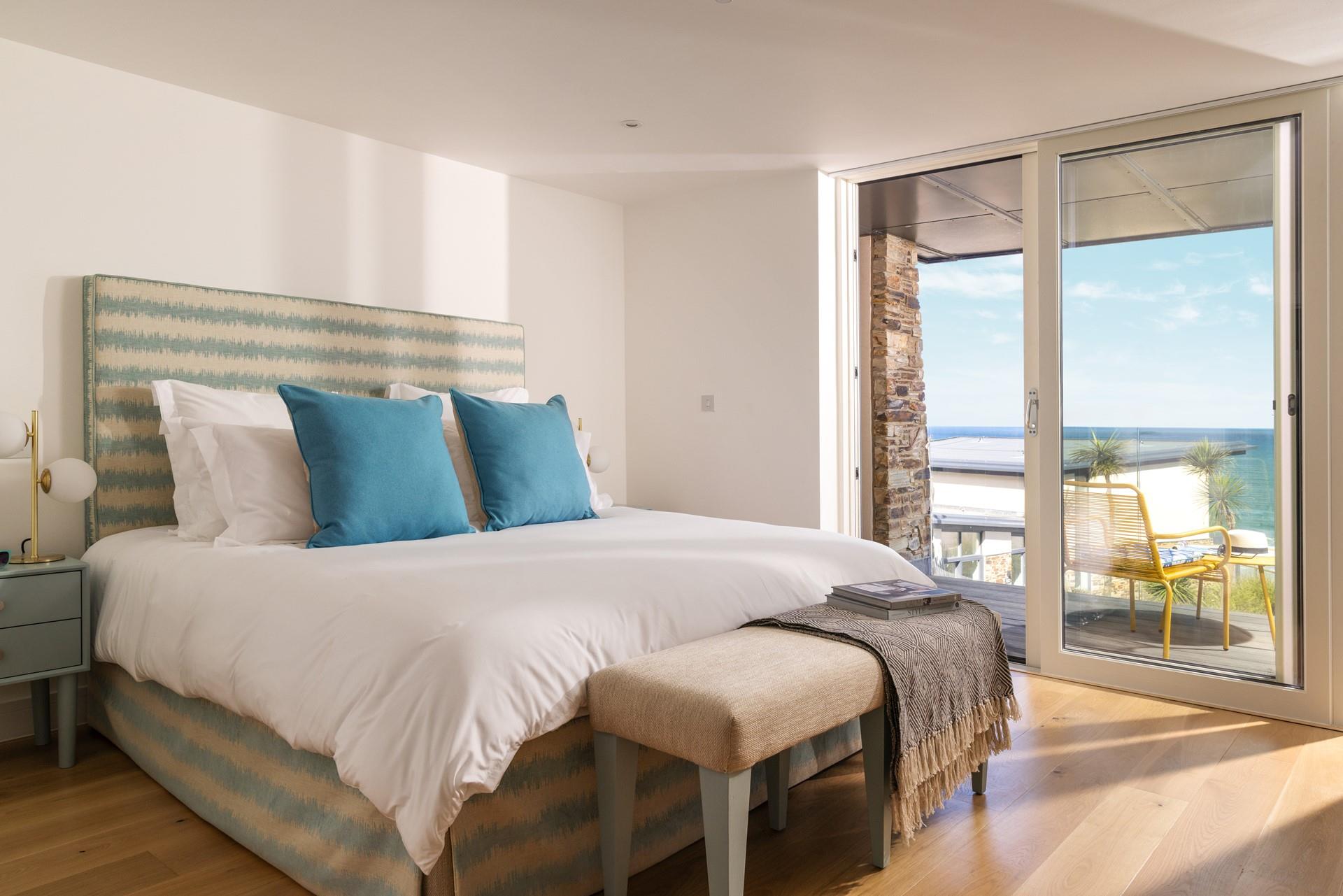 Enjoy breakfast in bed whilst watching the waves. 