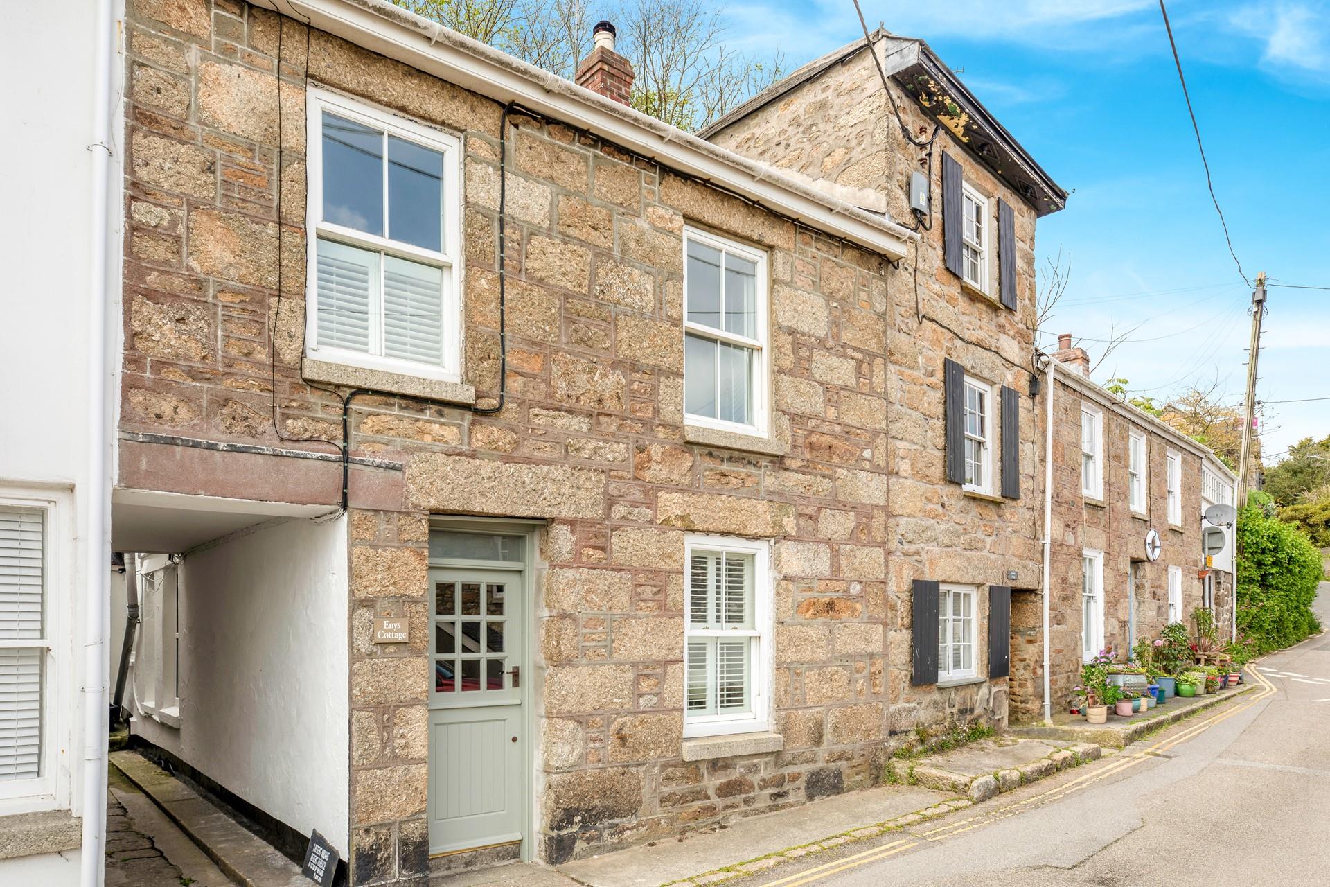Take a stroll down to the harbour for a morning swim.