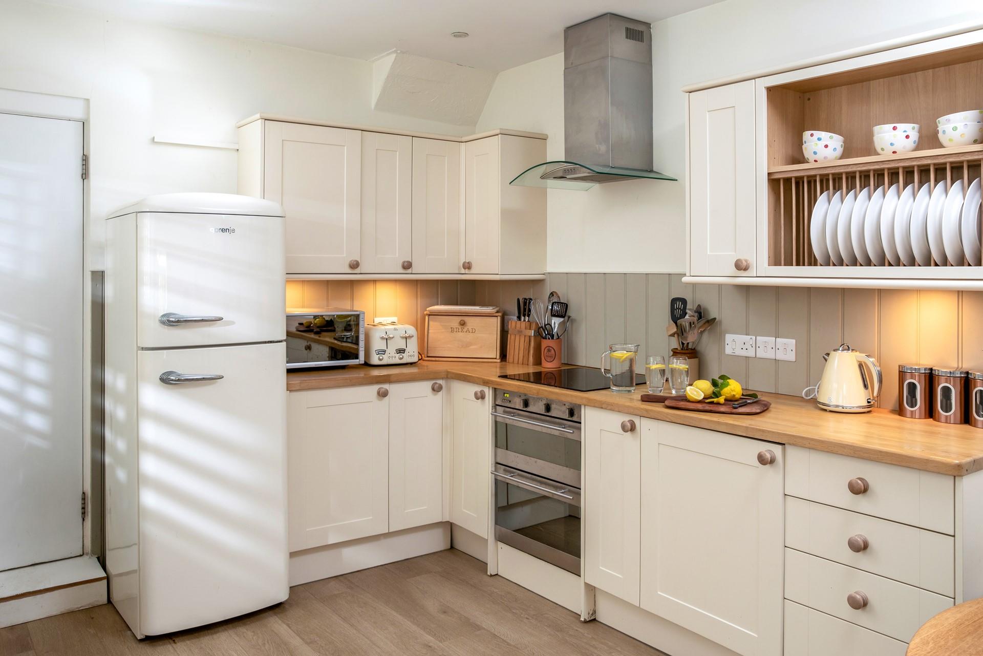 The kitchen is modern and well equipped.