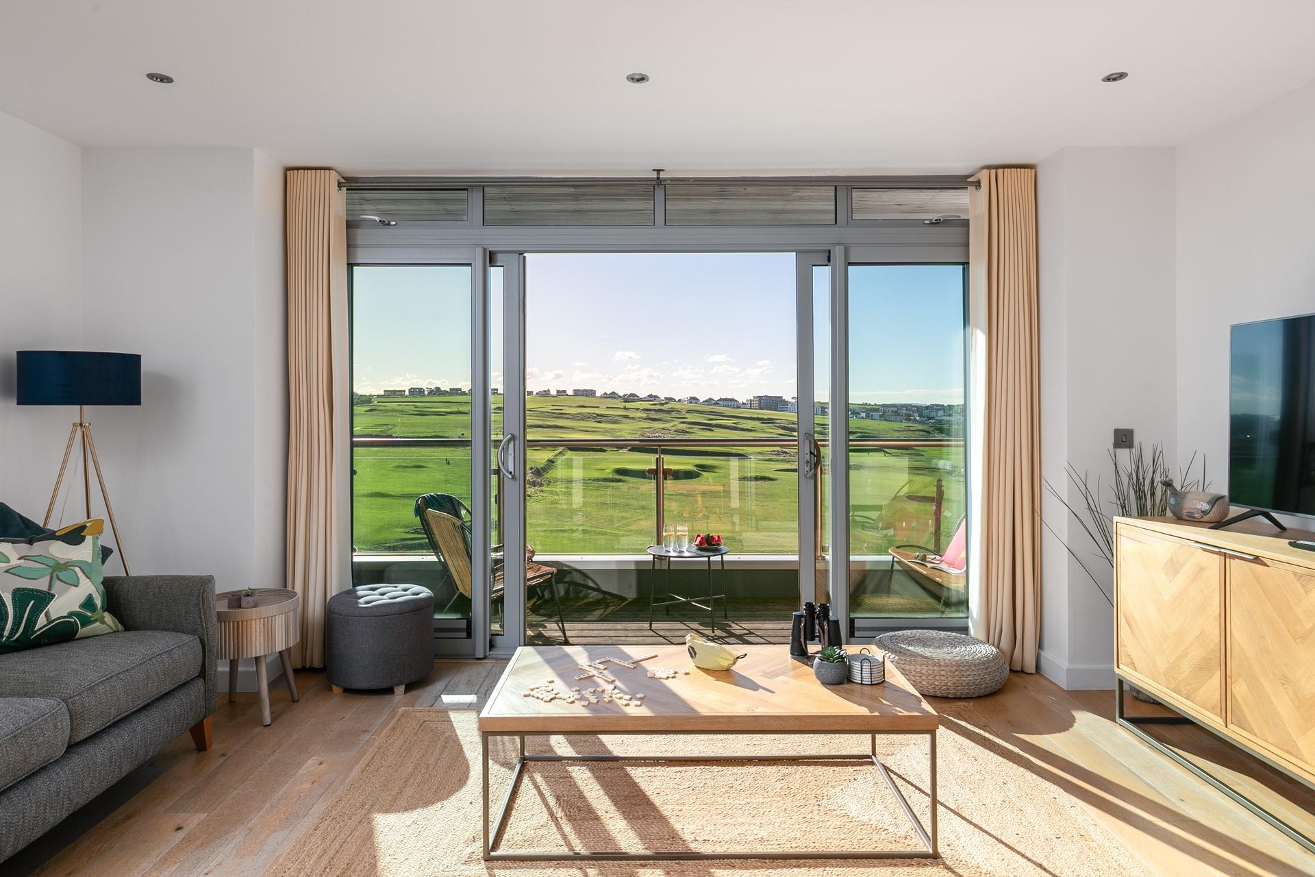 With open plan living, you can enjoy the view whilst relaxing and dining!