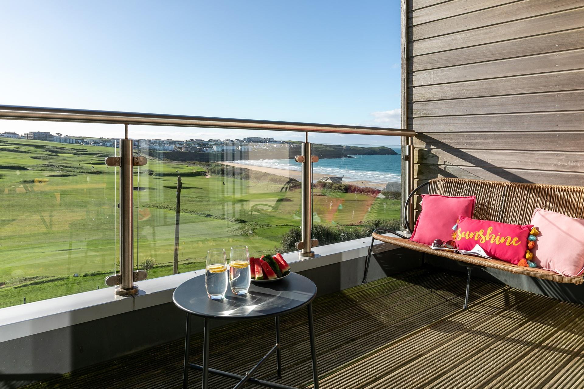 Enjoy far-reaching views across the golf course and down to Fistral beach.