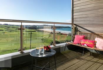 Enjoy far-reaching views across the golf course and down to Fistral beach.