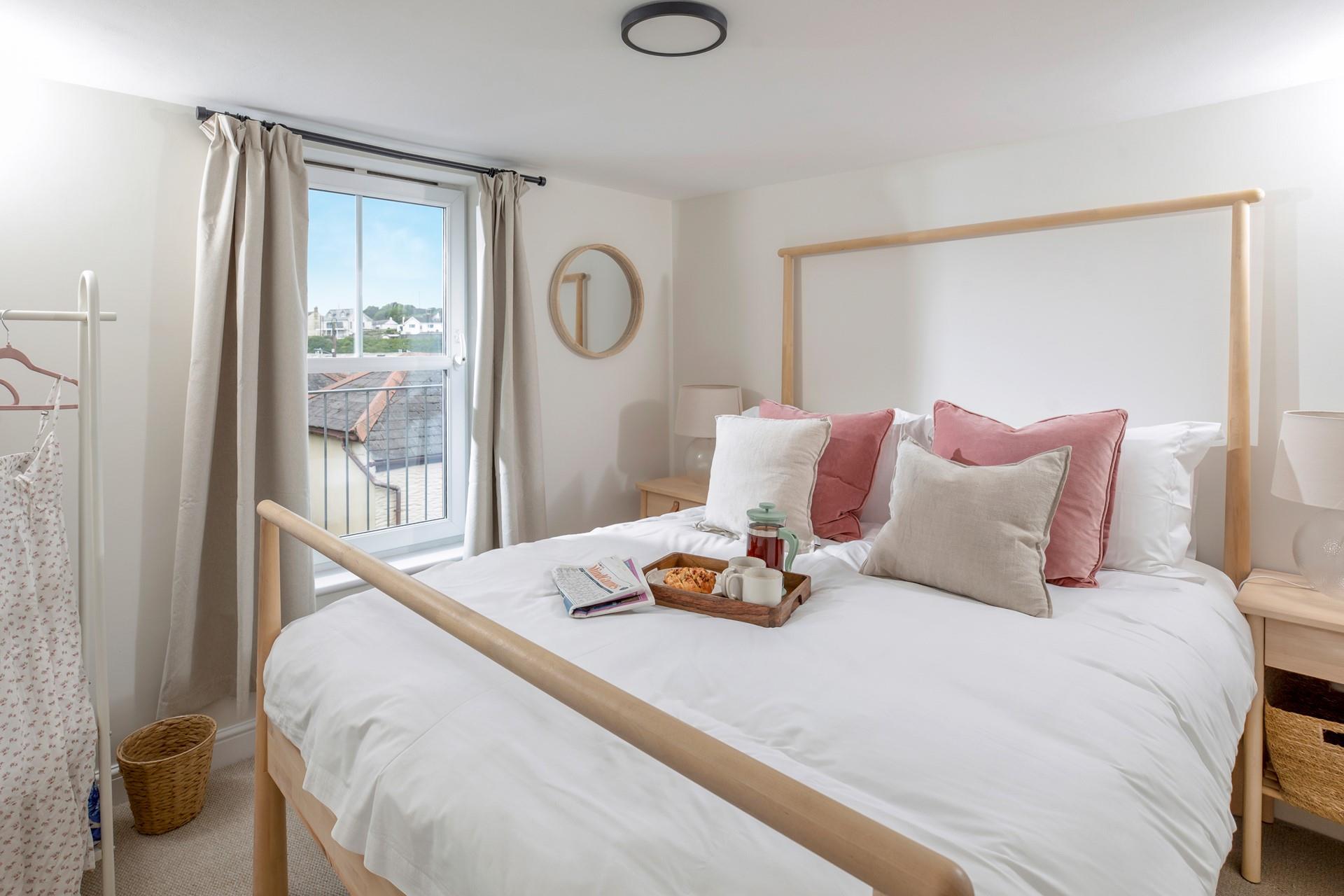 Start the day with breakfast in bed and decide on the day's plans.