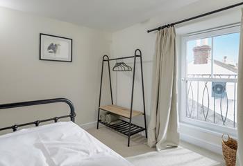 Ealing House is the perfect base in Porthleven!