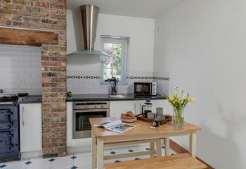 Tuck into coffee and pastries for breakfast.