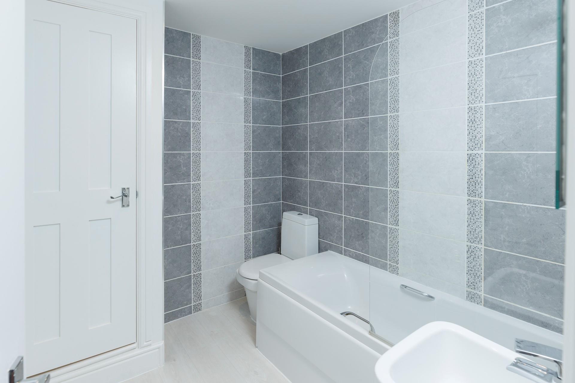 The bath is ideal for the little ones after the end of each day.