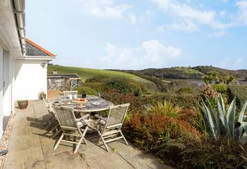 Start the day with breakfast with a view!