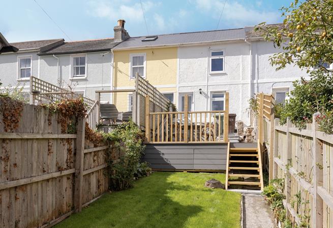 There's plenty of outside space for all the family to enjoy.