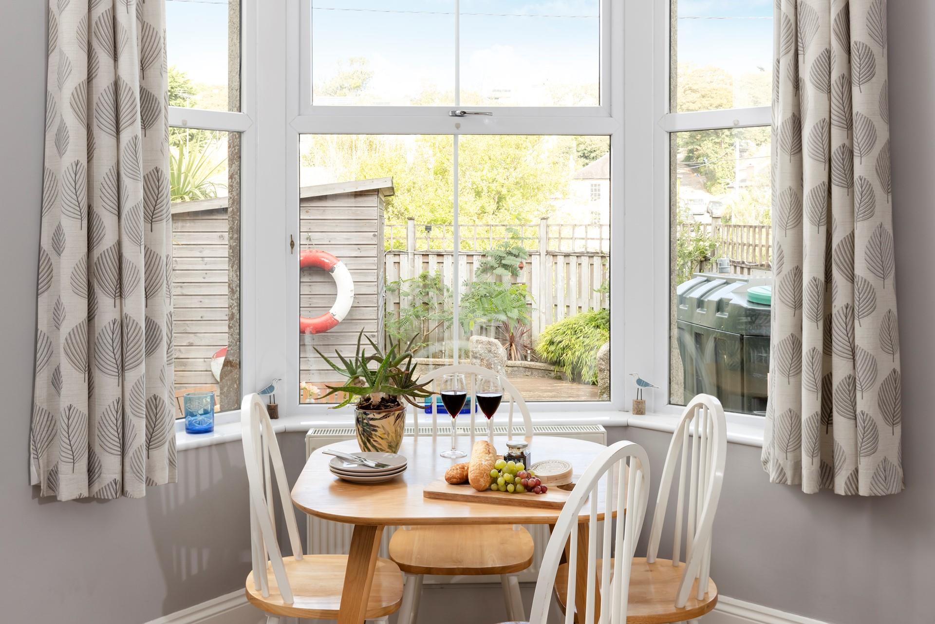 Cheese and wine are the perfect holiday treat!