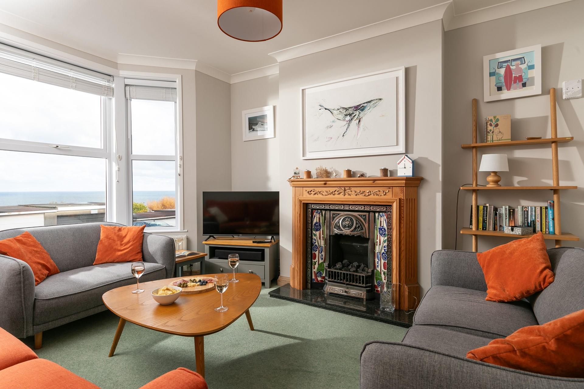 2 Channel View offers comfortable furnishings and beautiful views!