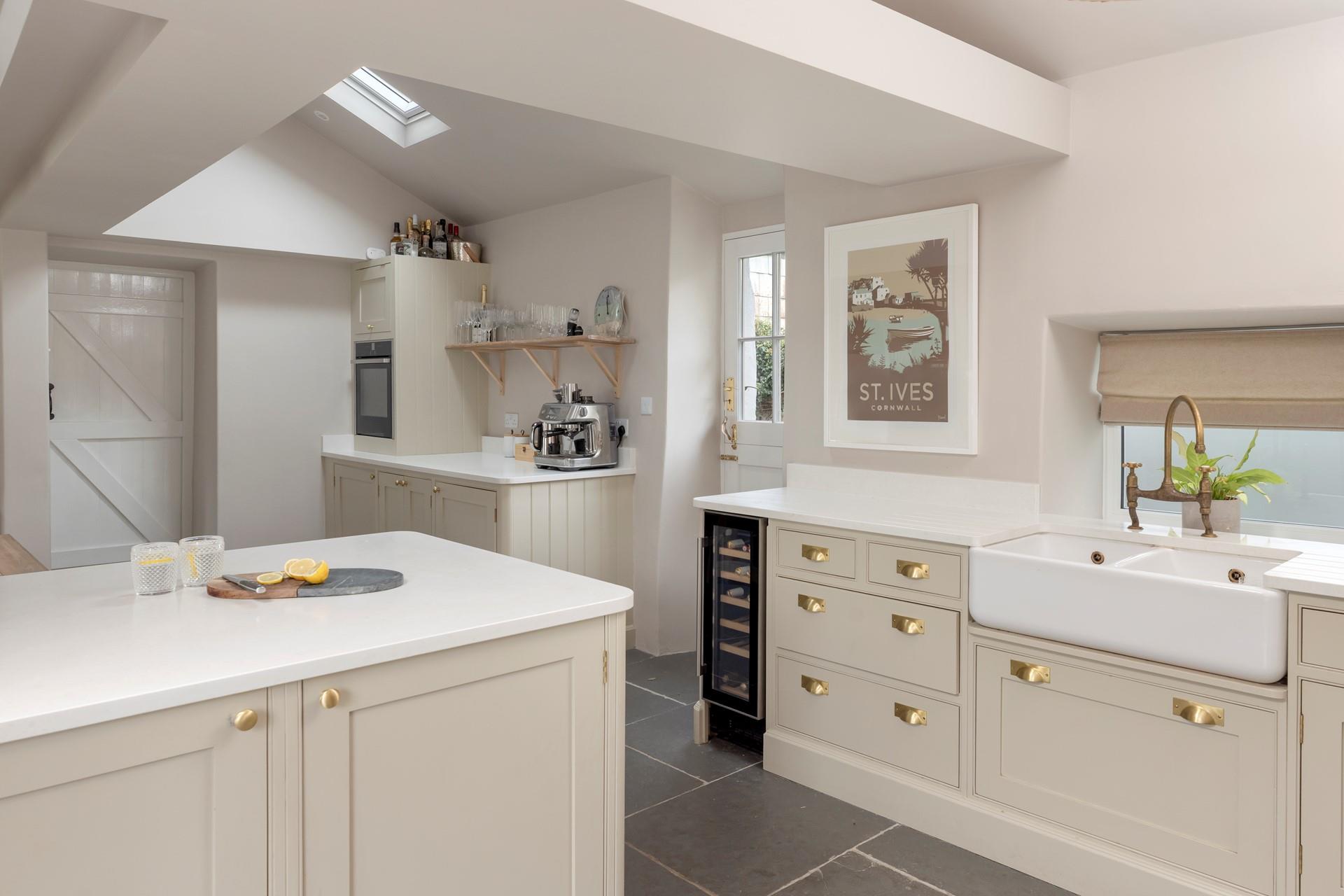 Pack a picnic to take to the beach!