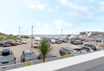 The apartment benefits from lovely sea views.