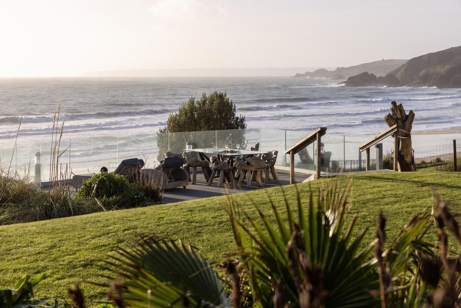 The lawned area is ideal for children to play.