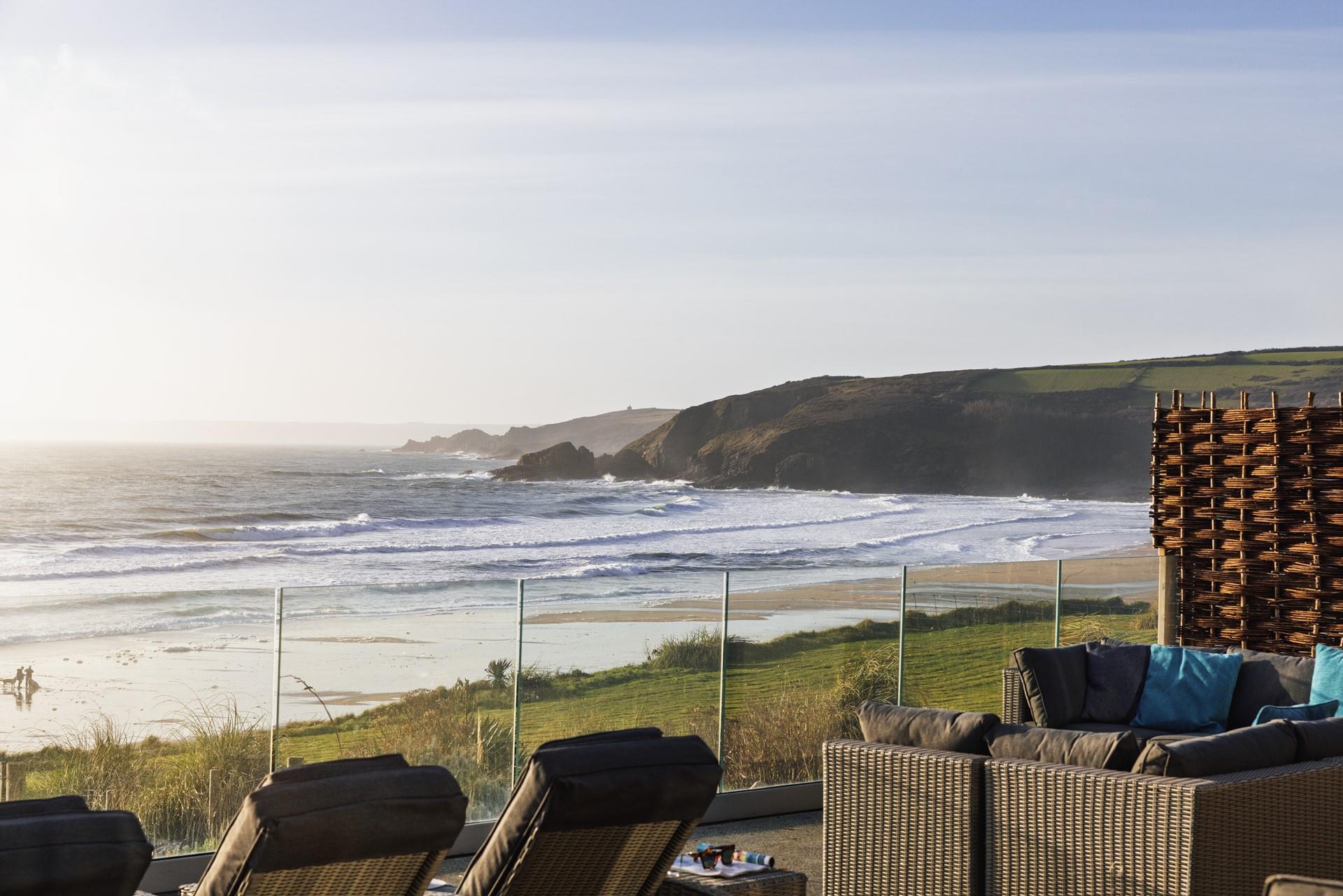 Spend hours unwinding with the panoramic sea views.