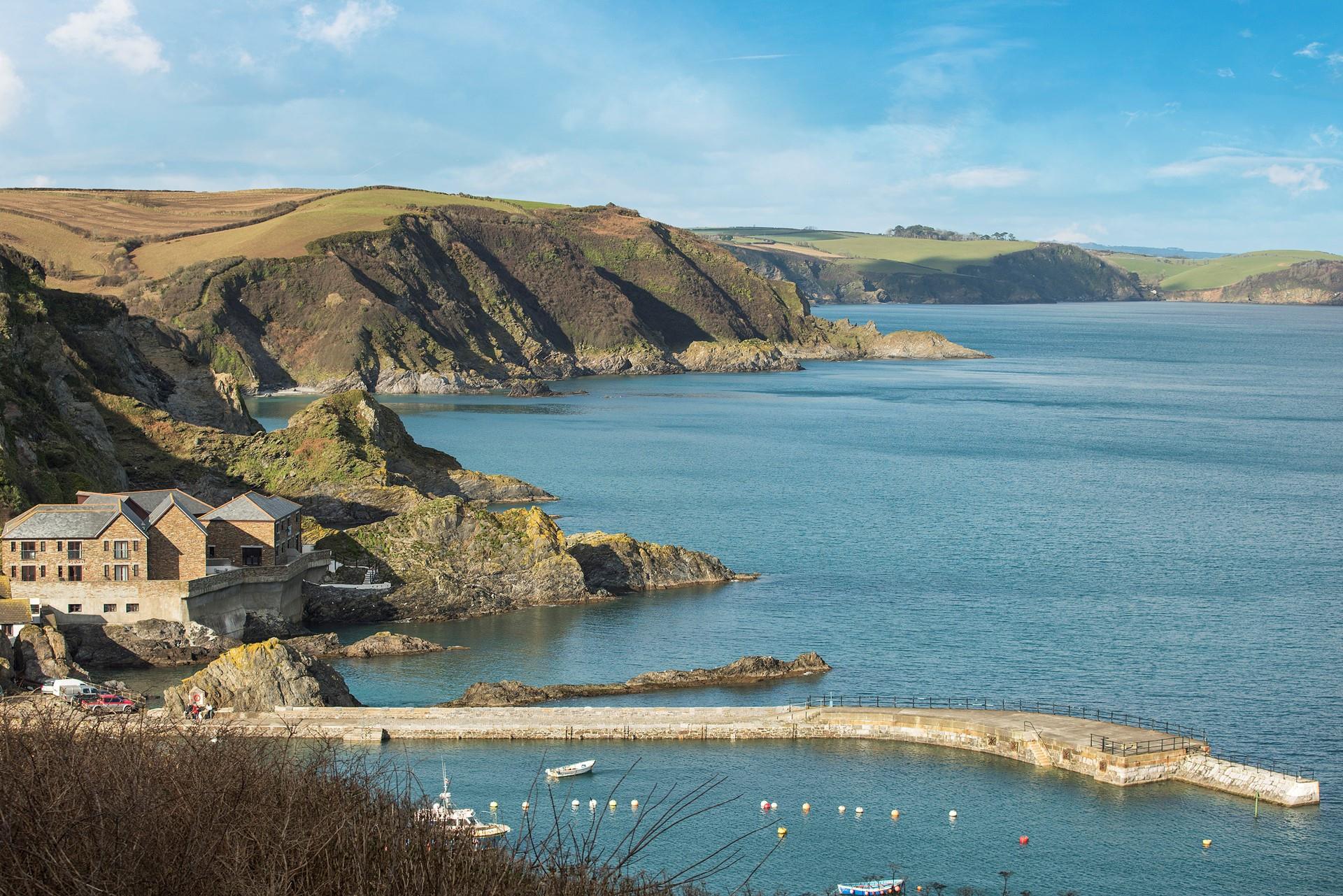 Discover the stunning coastline with a ramble along the coast path, which is just minutes away!