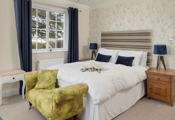 Wake up and decide on the plans for the day!