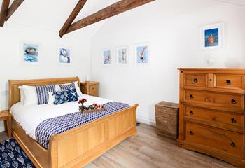 Wake slowly to the peace and quiet of the surrounding countryside. 
