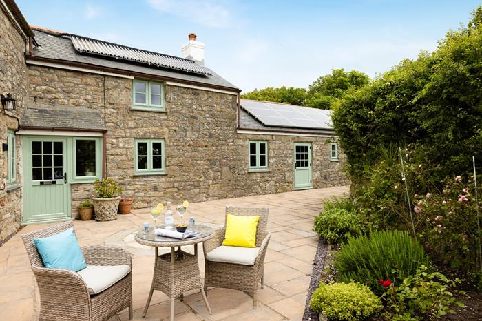 Trenowin Farm, Sleeps 6 in West Cornwall