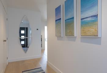Stylish decor reflects the beachside location!