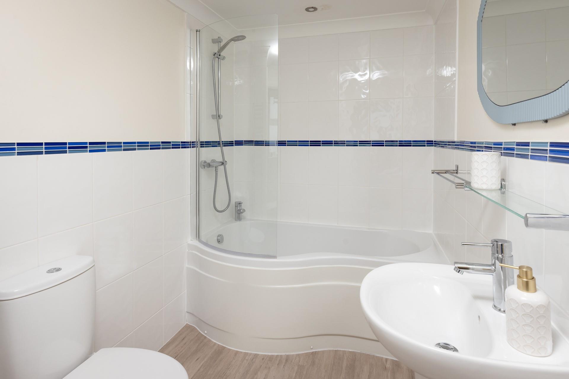 Soak in the tub and wash away the sun and sea. 