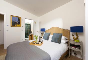 With modern artwork throughout, Wonderwall is a charming home from home.