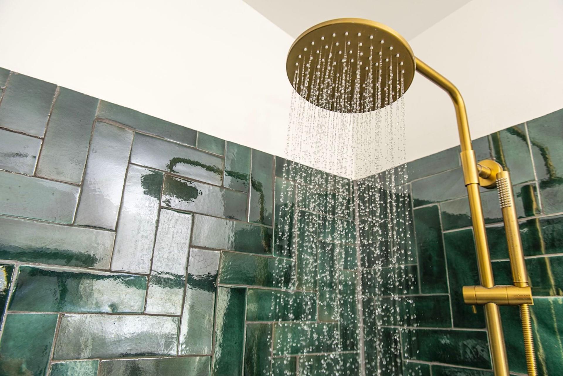 Start your day with a luxurious rainfall shower!