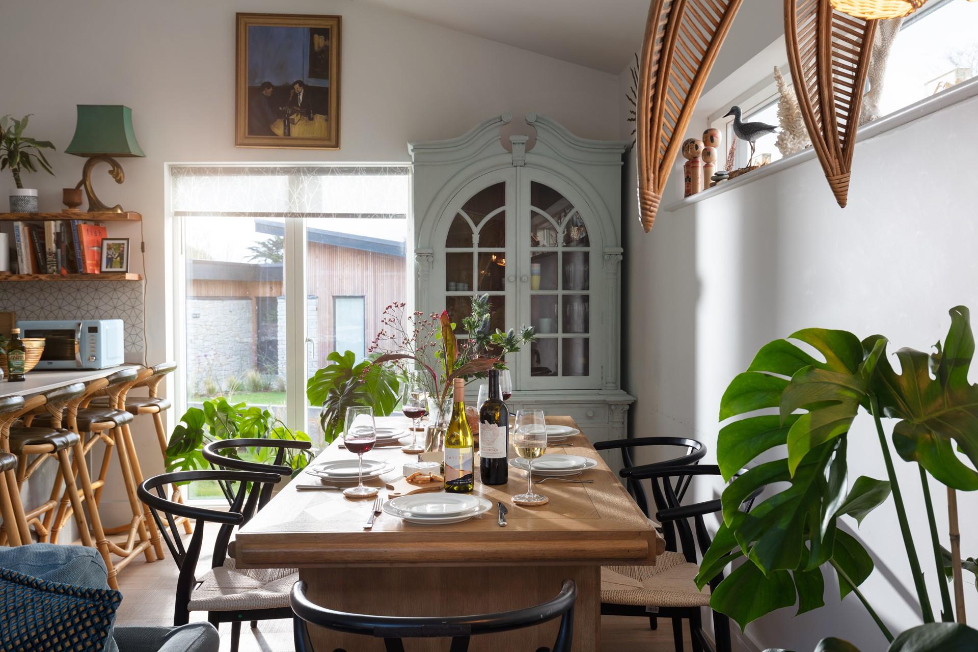 Spend time together over tasty meals after days spent exploring Cornwall.