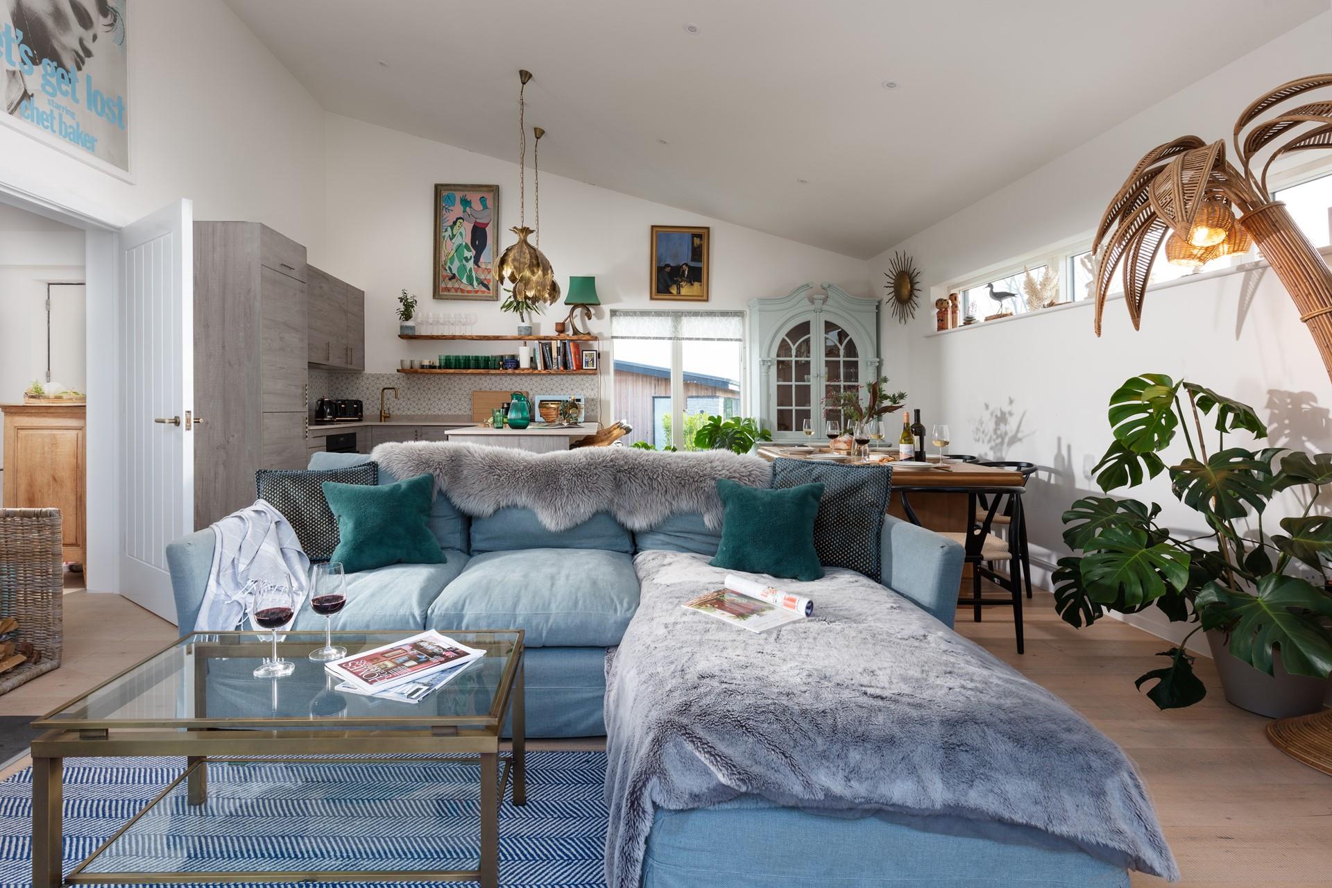 Step inside Wonderwall, a coastal retreat on the north Cornwall coast.