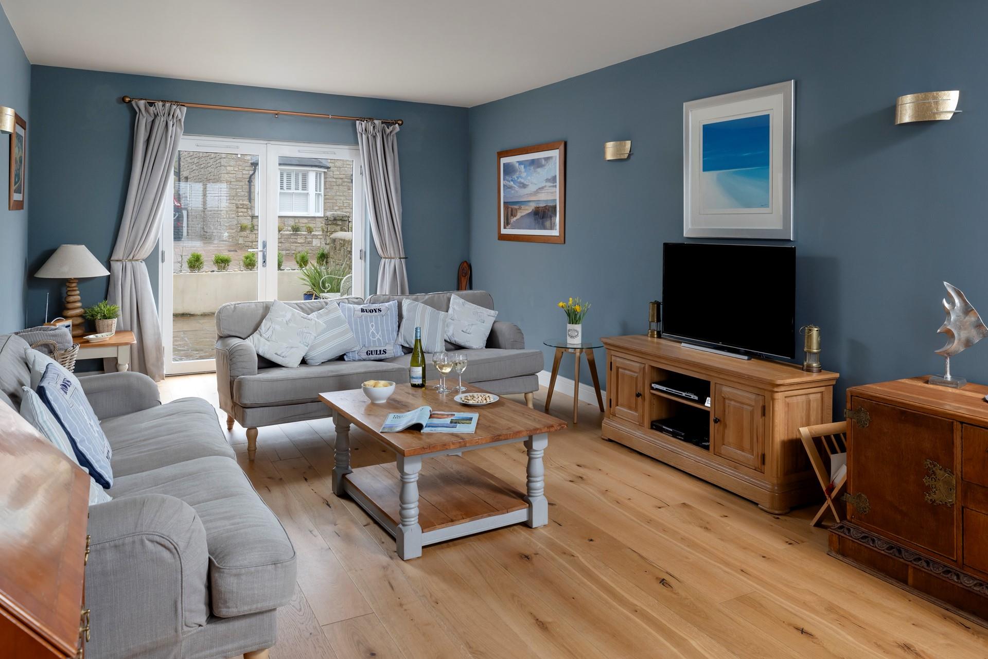 Pour yourself a drink and sink into the comfortable sofas.