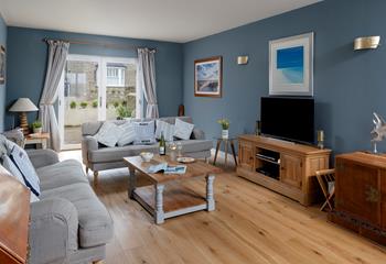 Pour yourself a drink and sink into the comfortable sofas.