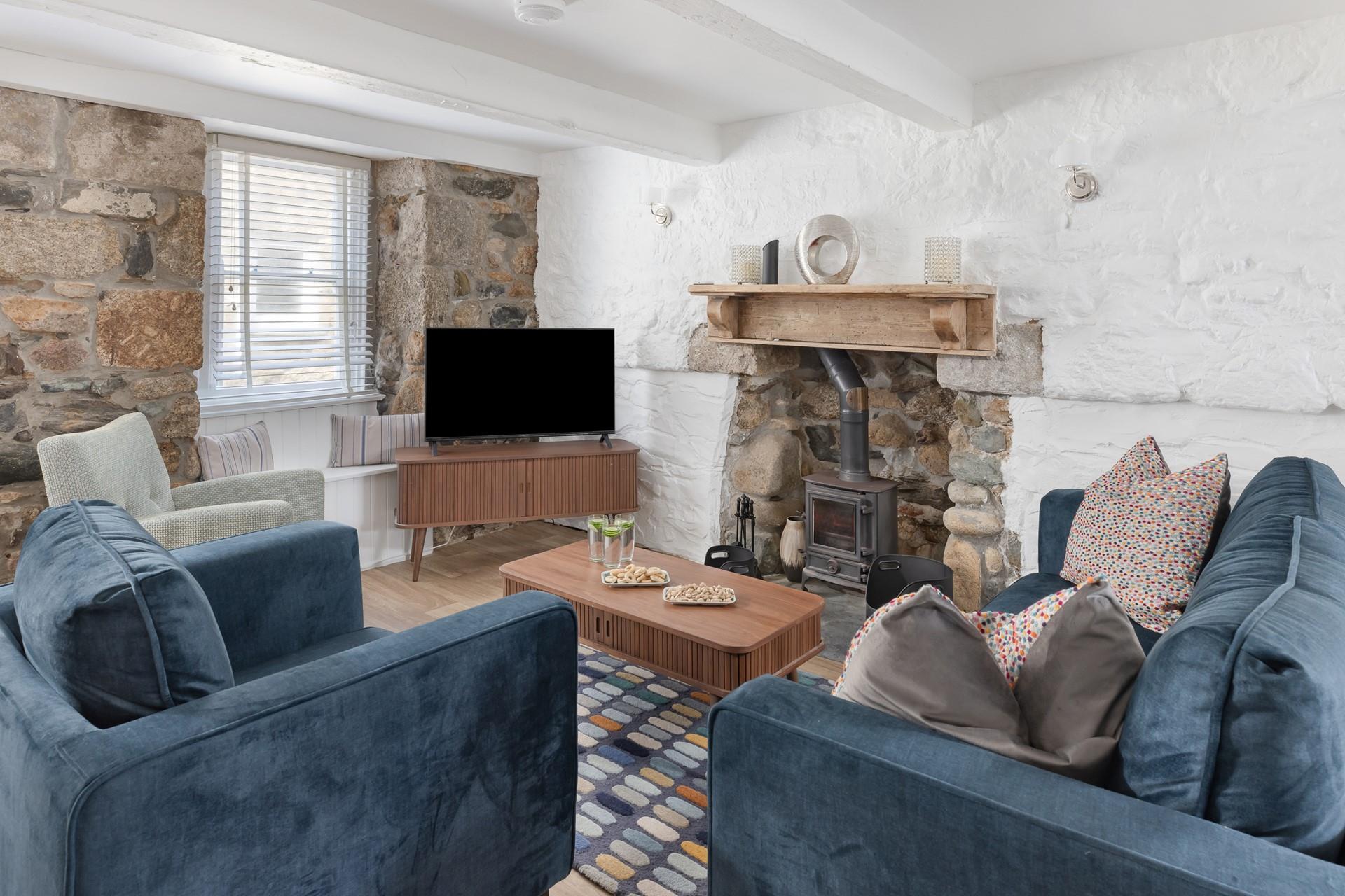 Escape the everyday at this cosy cottage in the heart of St Ives.