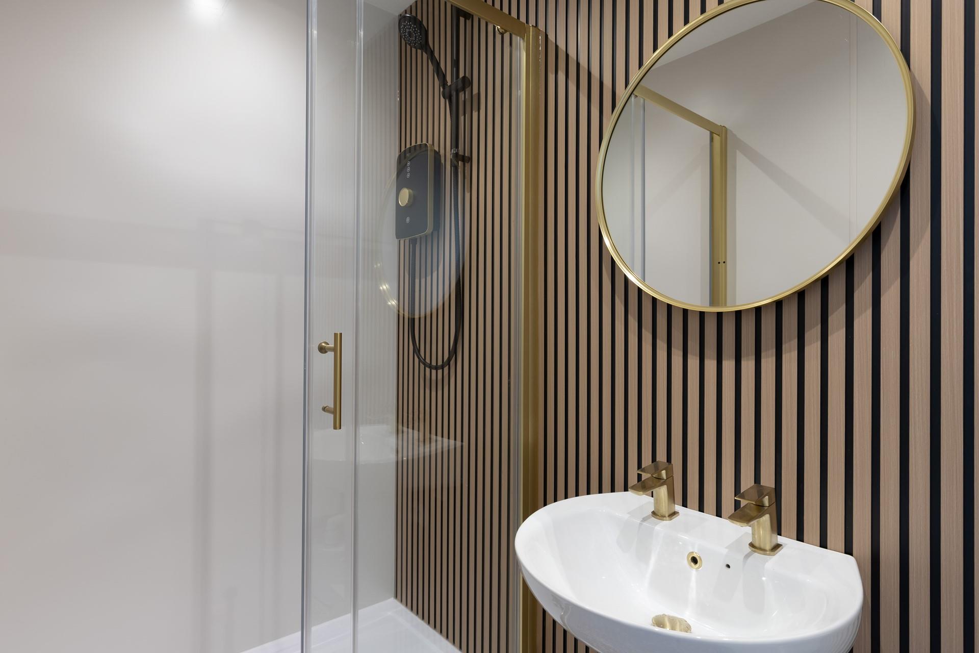 Start the day with a refreshing shower in the contemporary en suite.