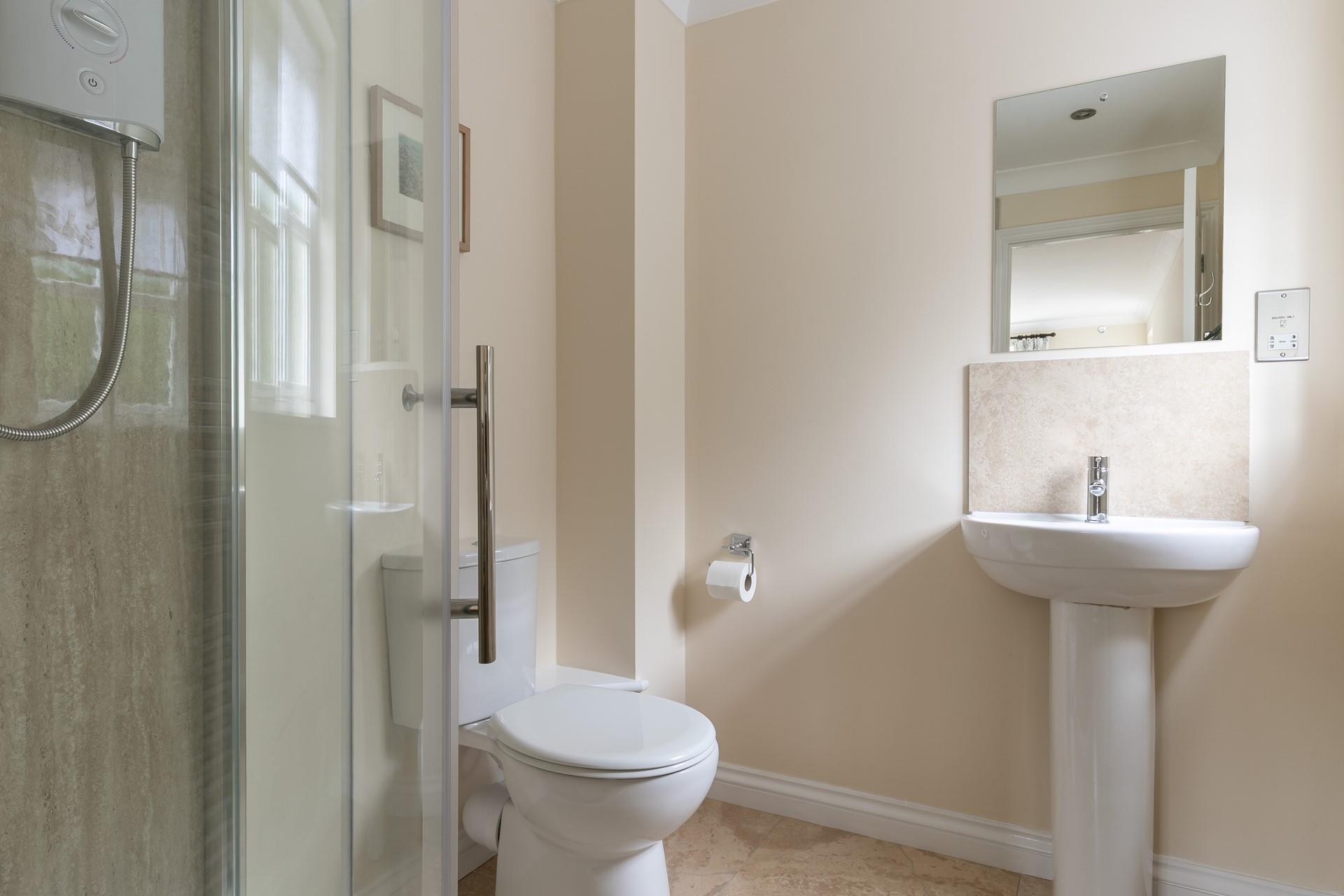 The en suite has a walk-in shower.