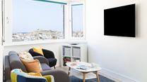 Overlooking the pretty harbourside of St Ives, Dixie's View is a welcoming coastal retreat.