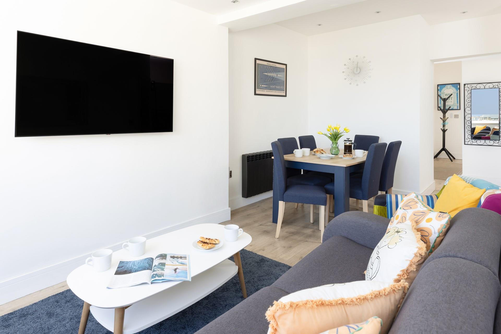 Perfect for a small family or couples retreat!