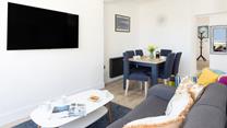 Perfect for a small family or couples retreat!