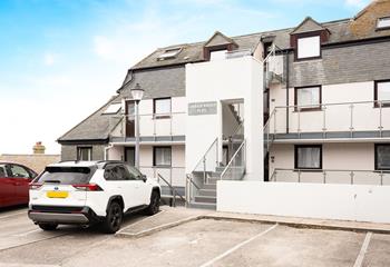 Parking for one car means you can discover more of Cornwall and return with ease!