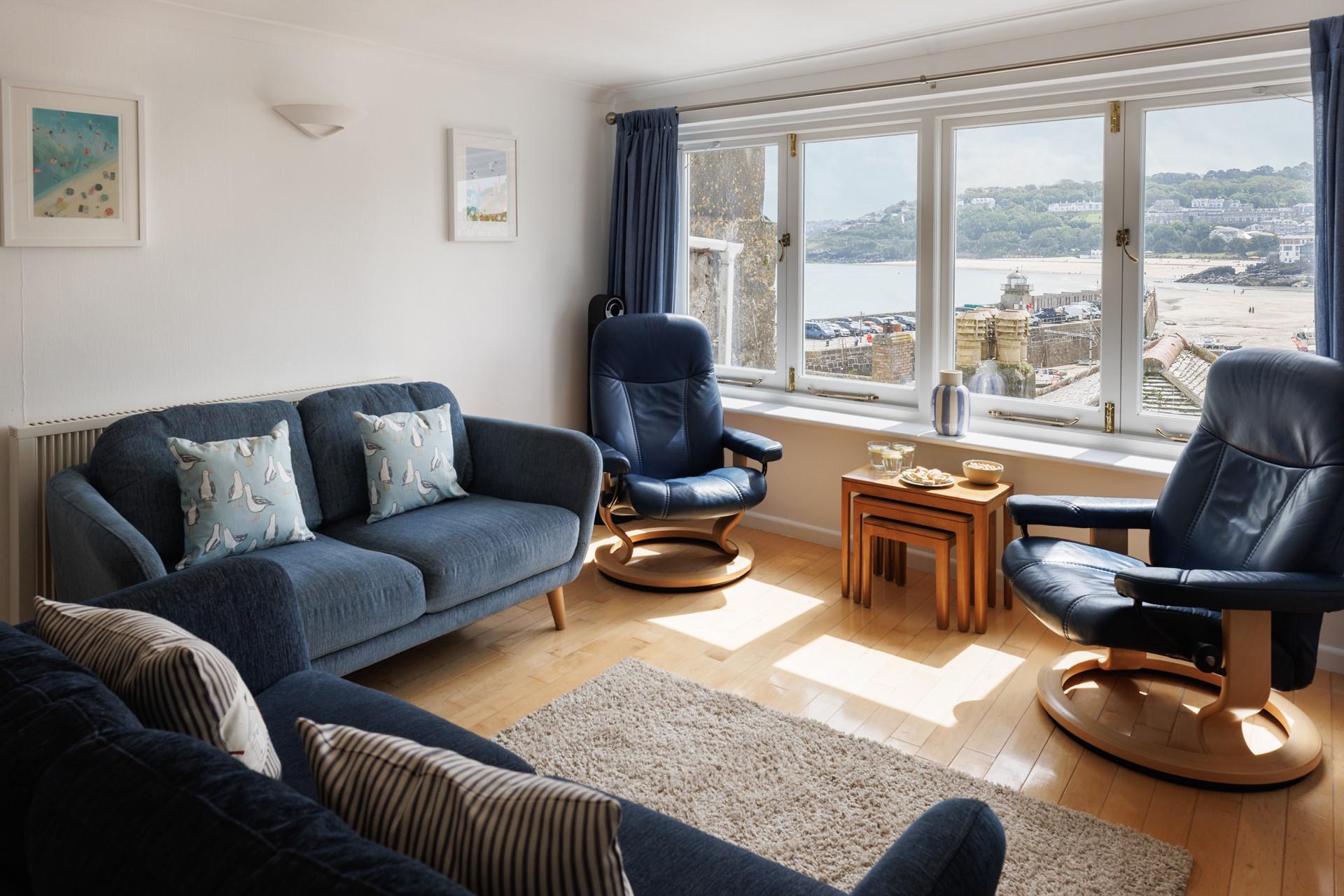 Watch the tide roll in with magnificent views of the harbour. 
