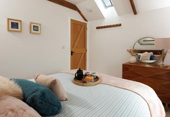 Sink into the king-sized bed and drift off into a blissful sleep. 