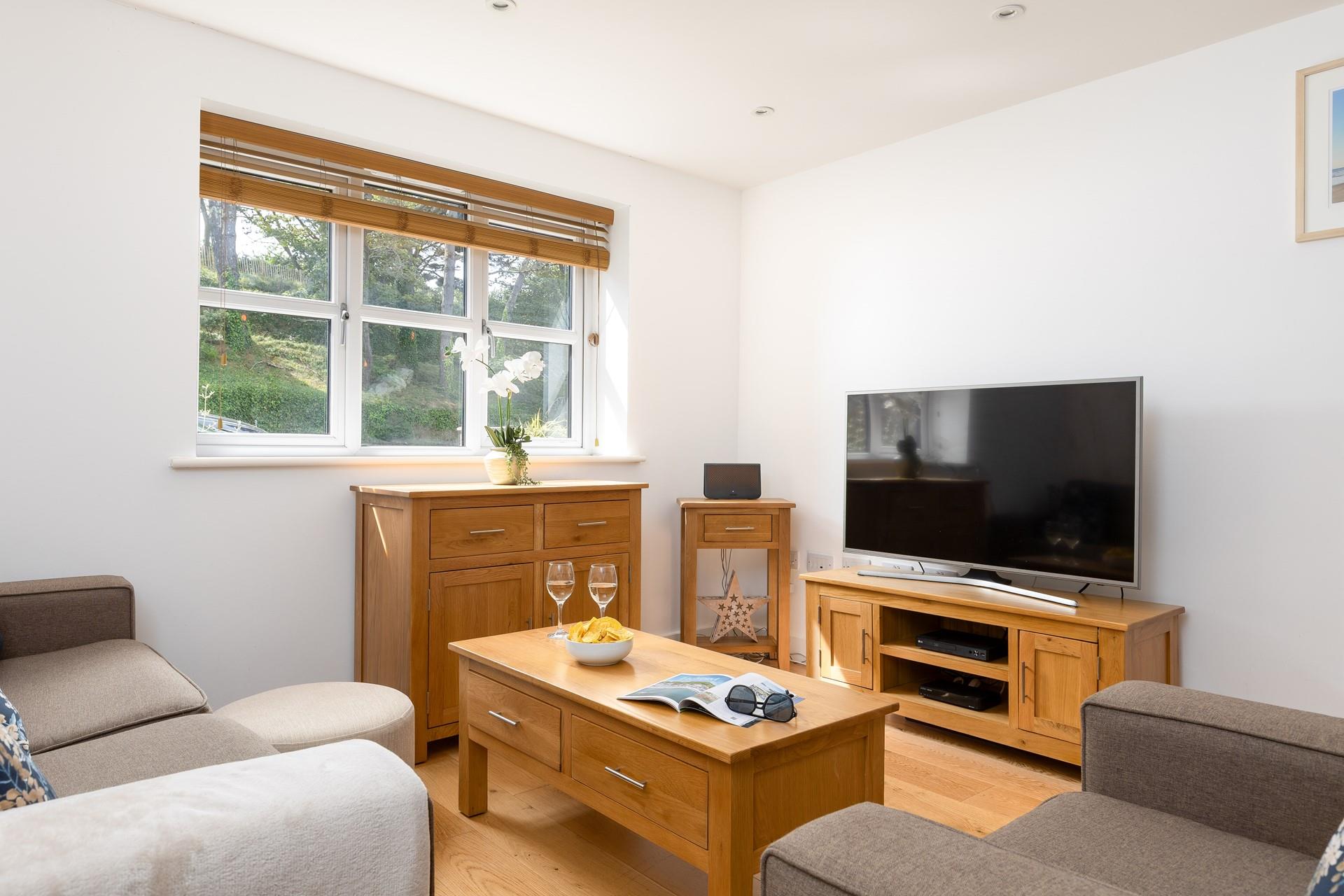 Cunaide's View is a charming home-from-home, a short stroll from Hayle's bustling quayside.