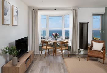 Sea views await at Nolah's Hideout!
