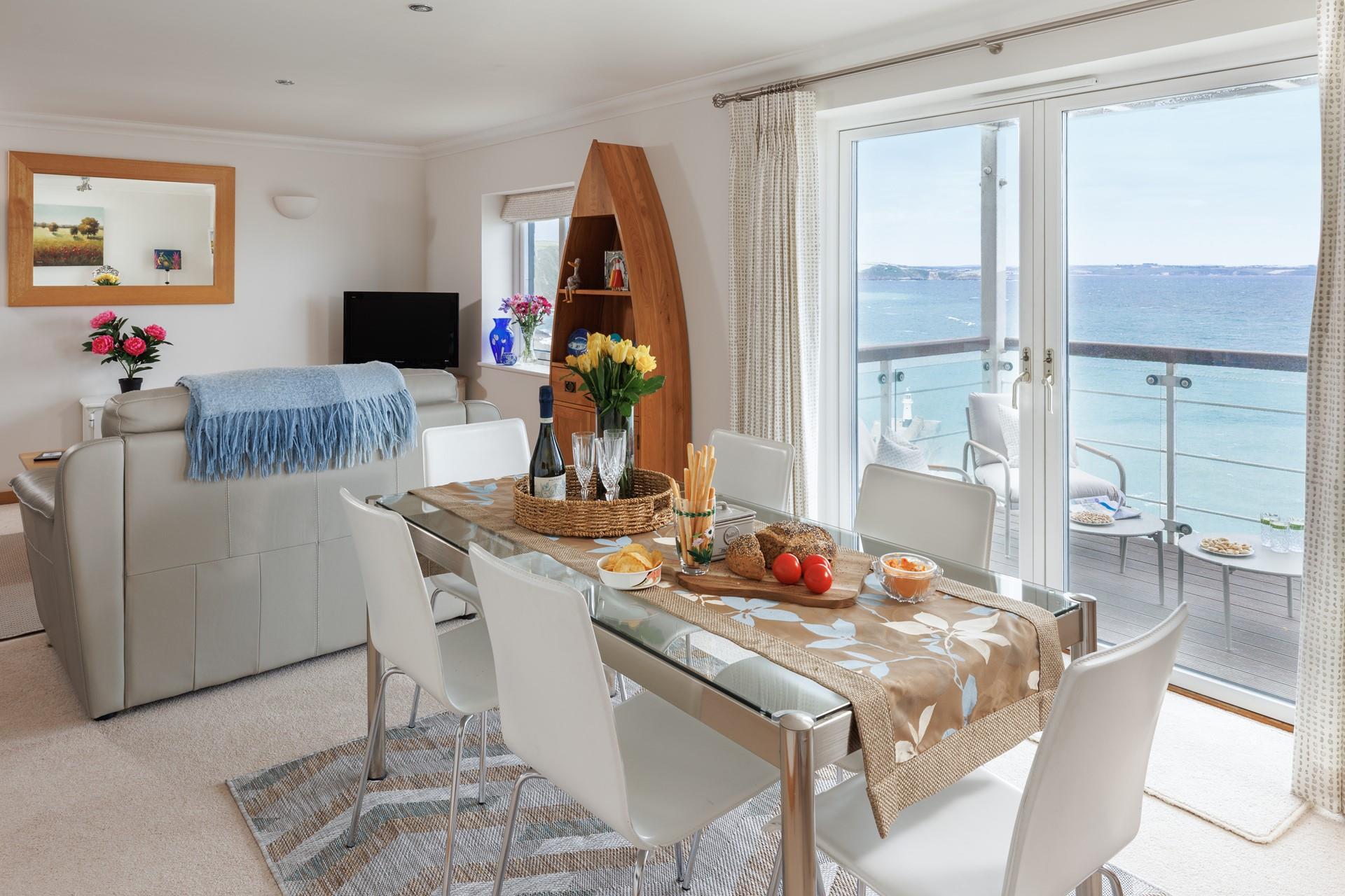 Tuck into a tasty meal as the sun goes down
